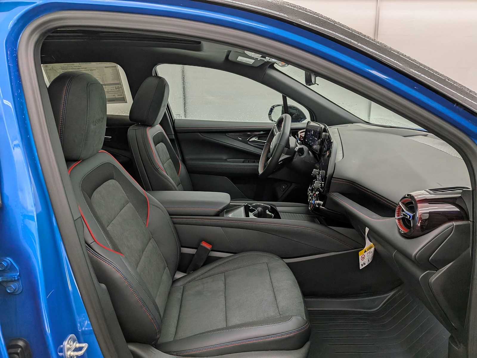 Thumbnail: 2026 Chevrolet Blazer EV - 23