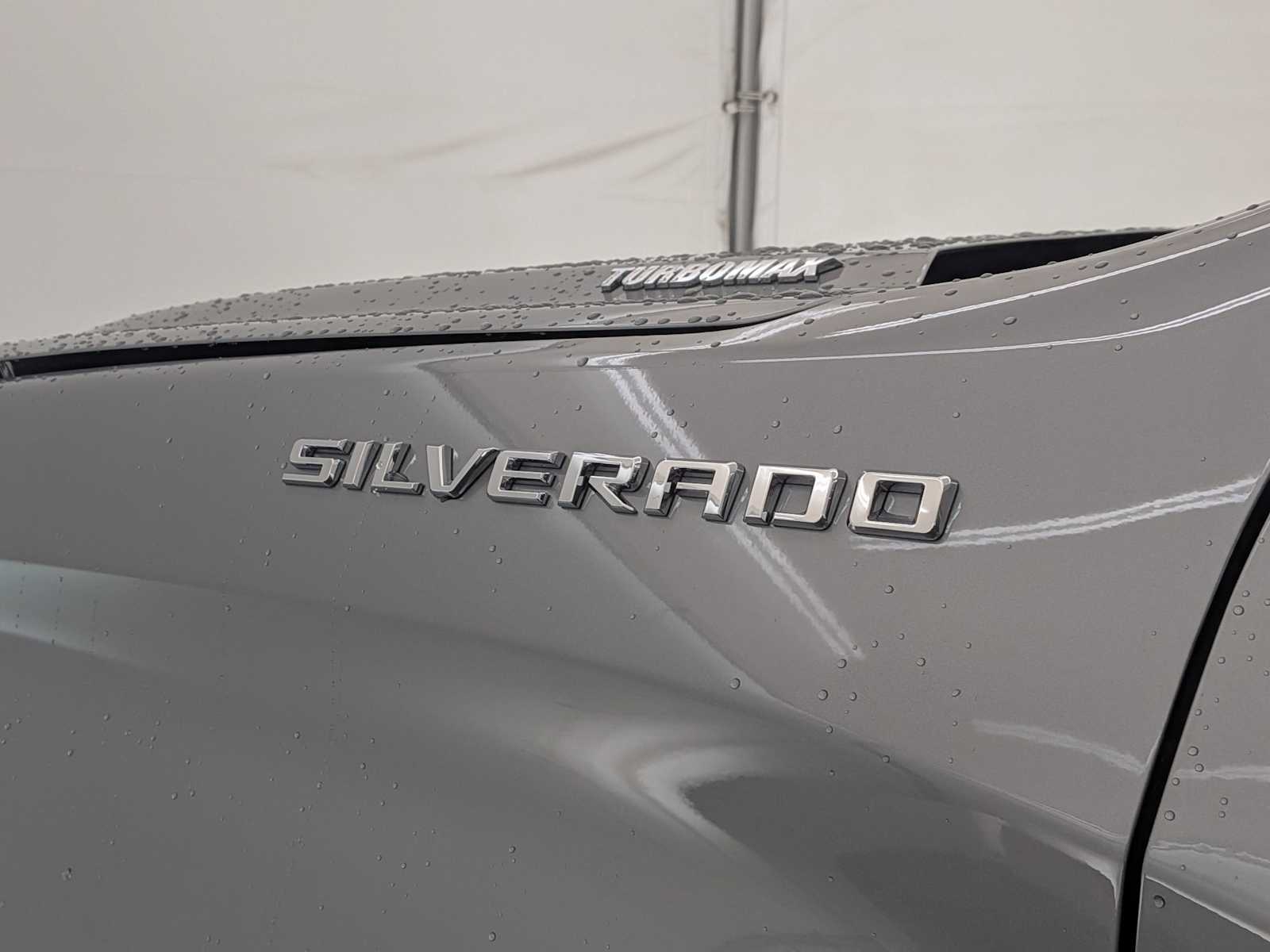 Thumbnail: 2026 Chevrolet Silverado 1500 - 11