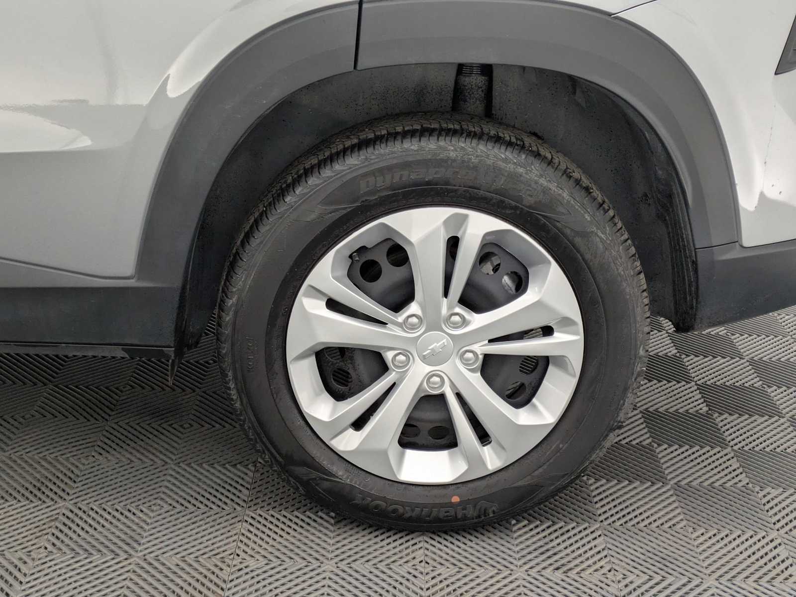 Thumbnail: 2025 Chevrolet Trax - 13