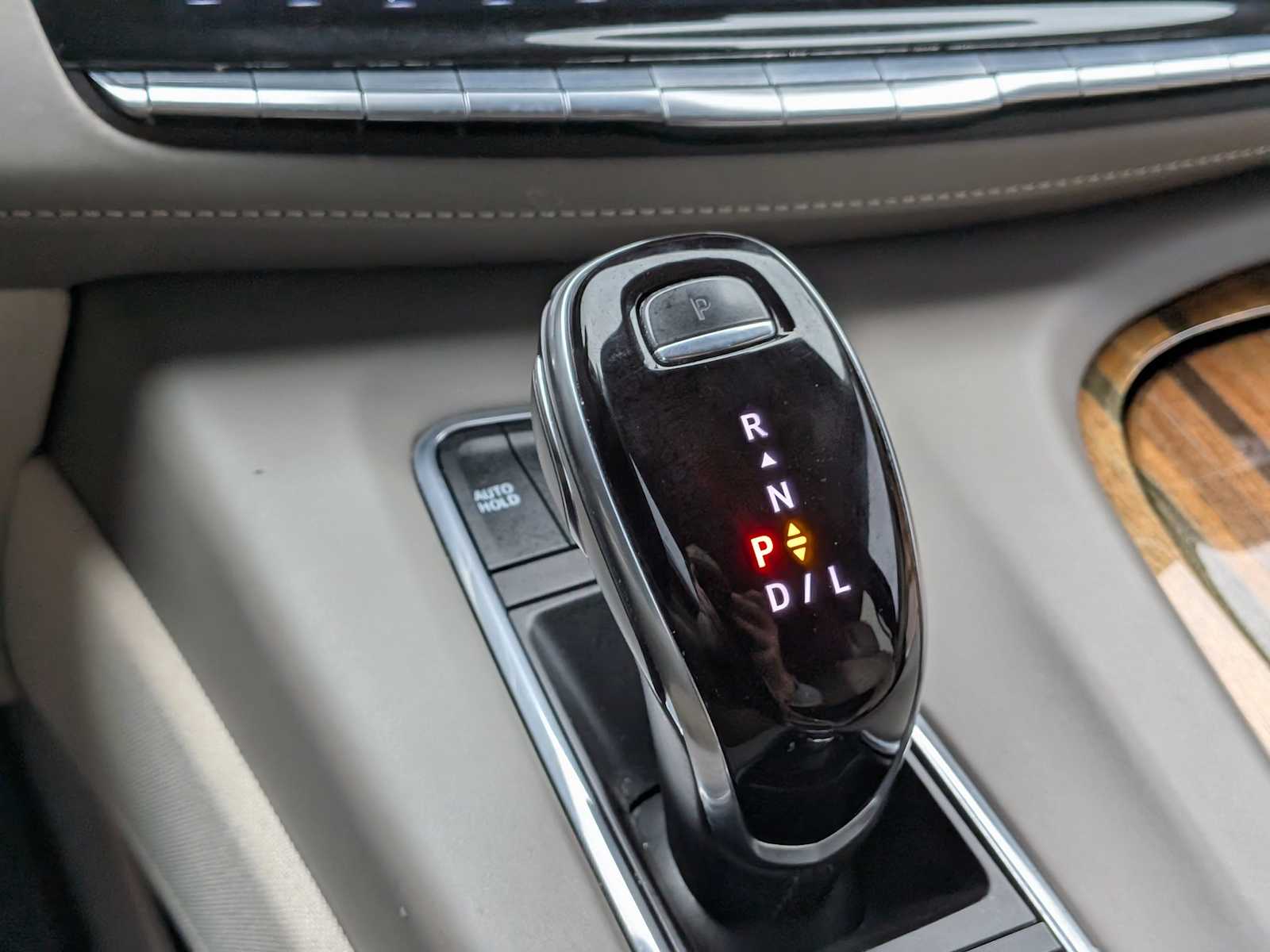 Thumbnail: 2021 Cadillac Escalade - 32