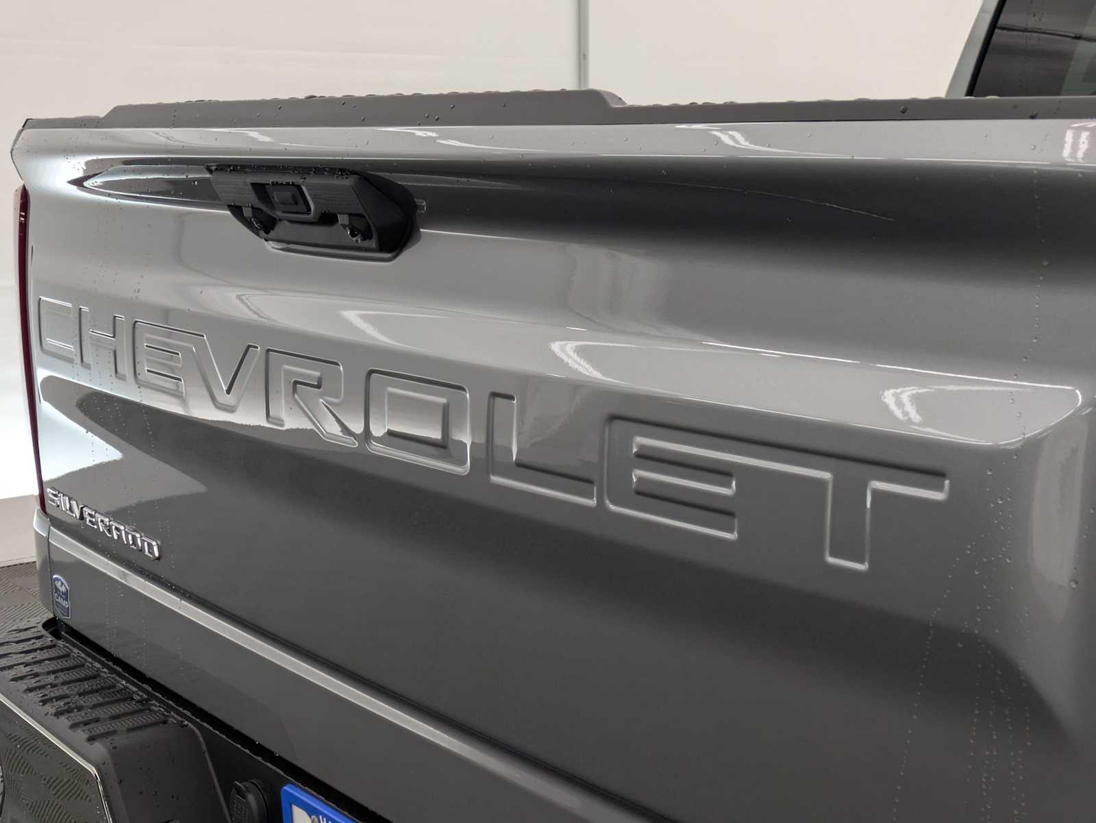 Thumbnail: 2026 Chevrolet Silverado 1500 - 14