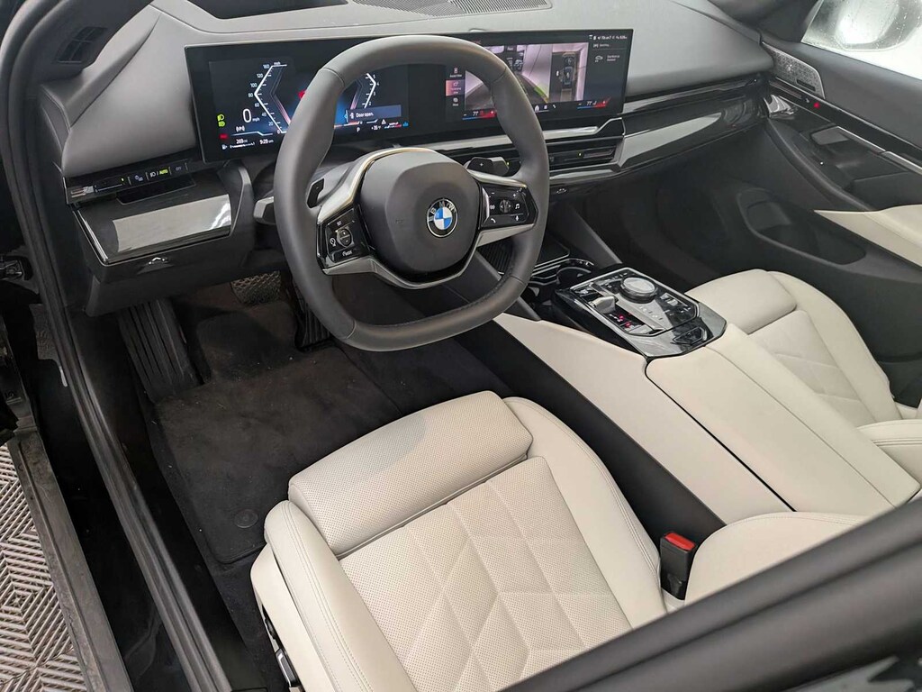 Used 2024 BMW 530i Sedan