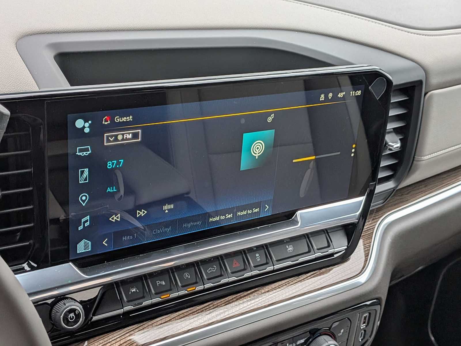 Thumbnail: 2026 Chevrolet Silverado 1500 - 32