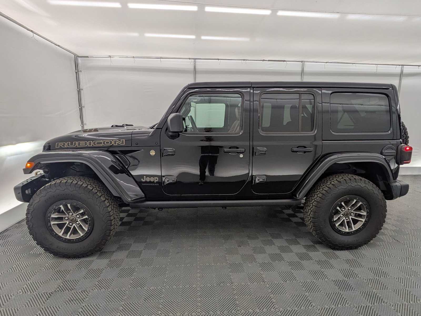 Thumbnail: 2024 Jeep Wrangler - 3