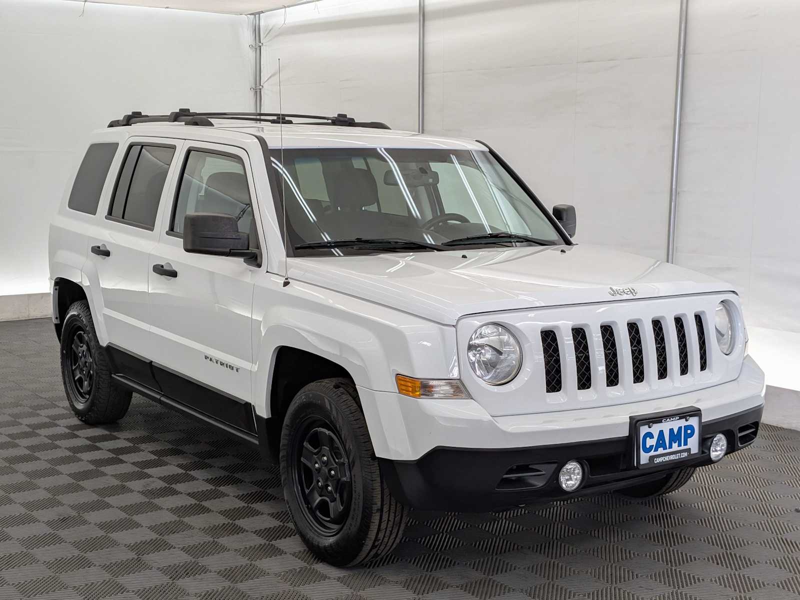 Thumbnail: 2016 Jeep Patriot - 8