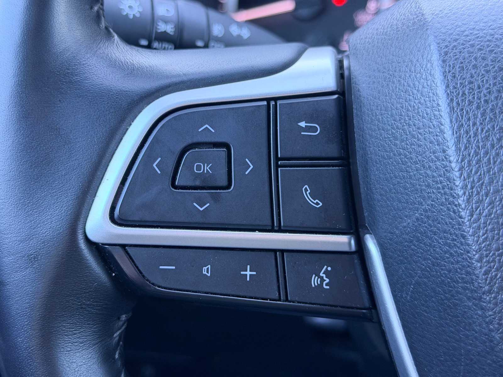 Thumbnail: 2024 Toyota Highlander - 24