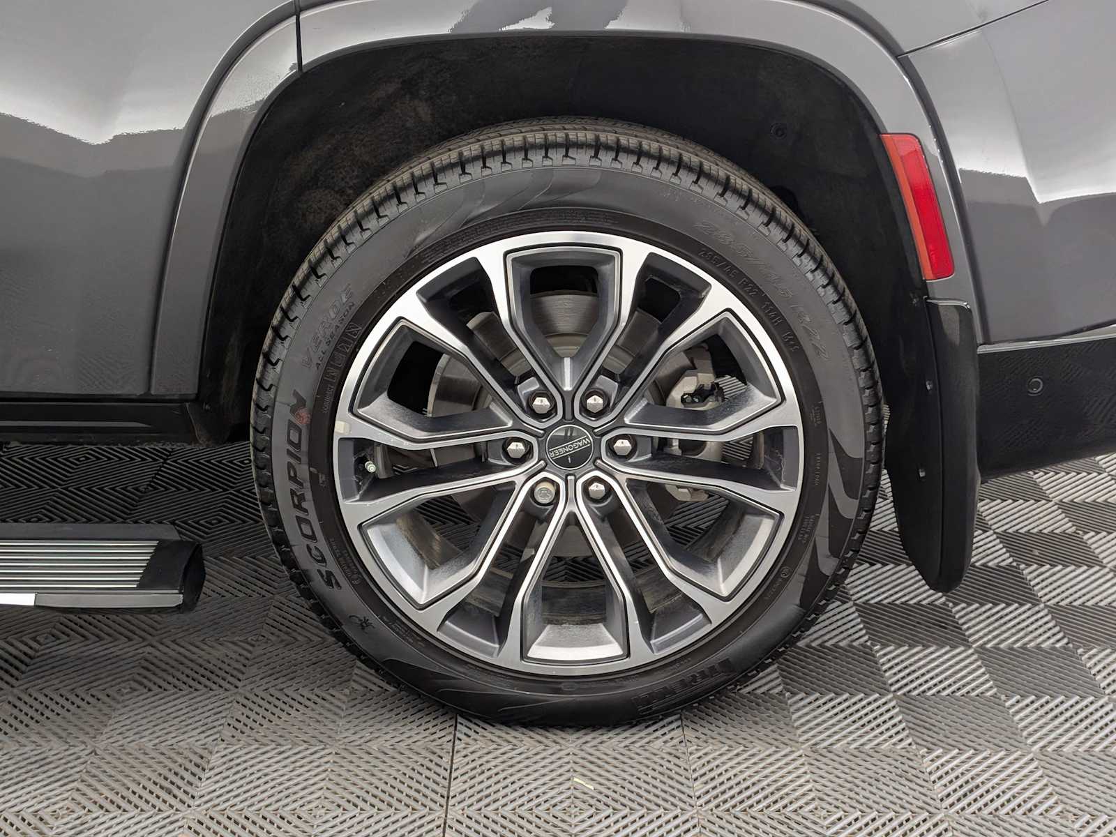 Thumbnail: 2024 Jeep Grand Wagoneer - 13