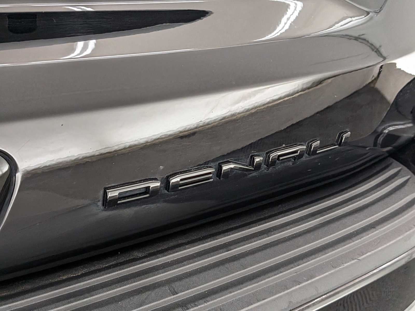 Thumbnail: 2023 GMC Yukon - 15