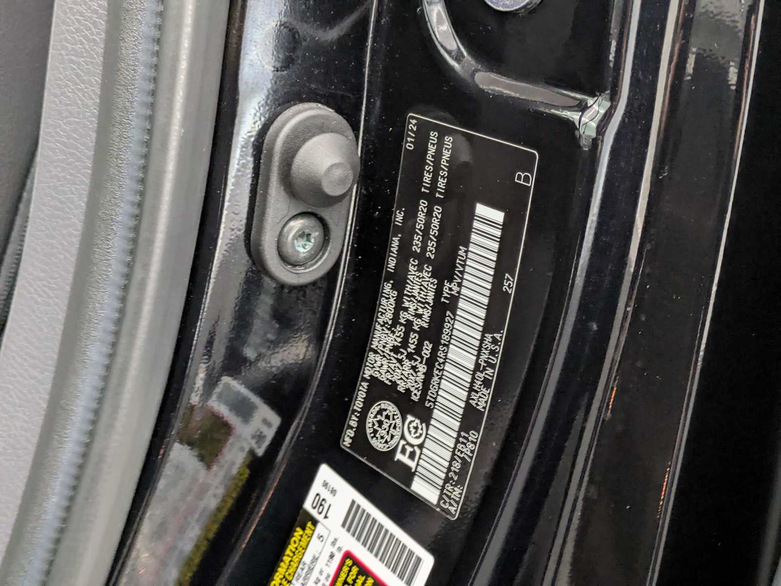 Thumbnail: 2024 Toyota Sienna - 35