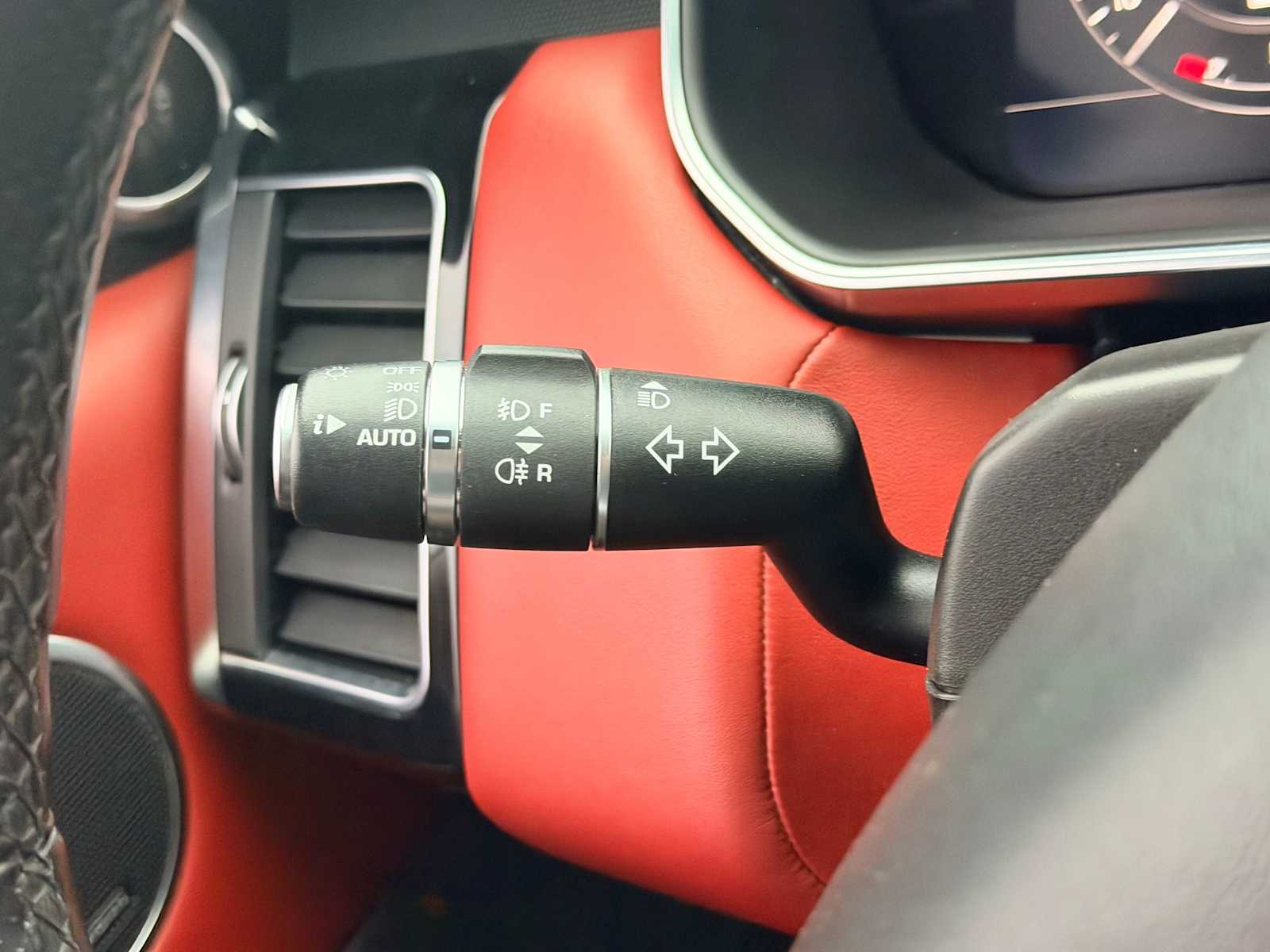 Thumbnail: 2018 Land Rover Range Rover Sport - 28