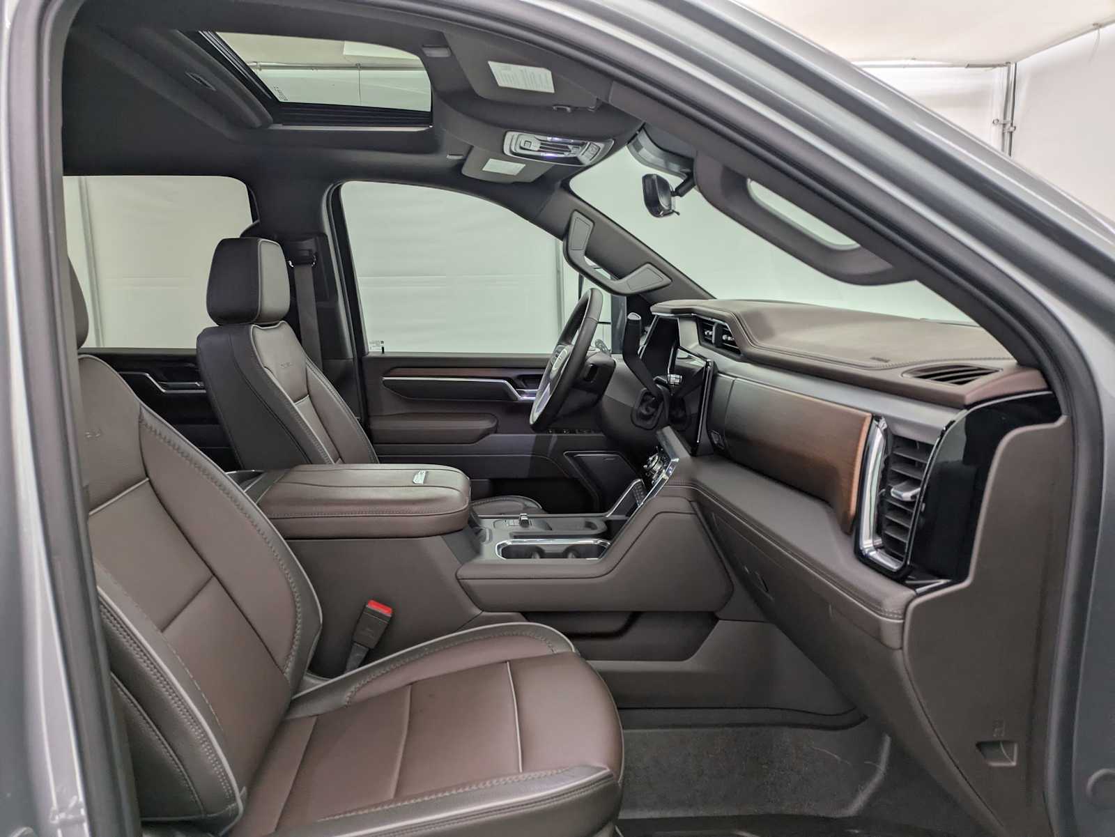 Thumbnail: 2025 GMC Sierra 2500 - 24