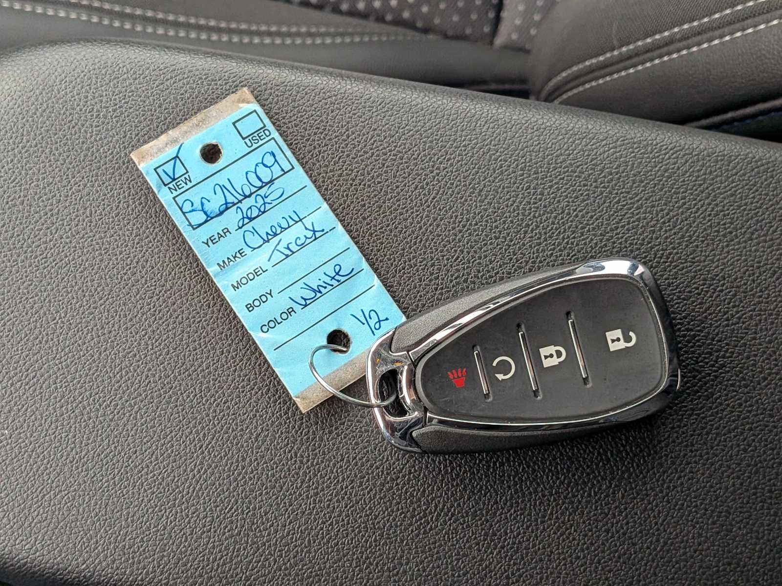 Thumbnail: 2025 Chevrolet Trax - 34