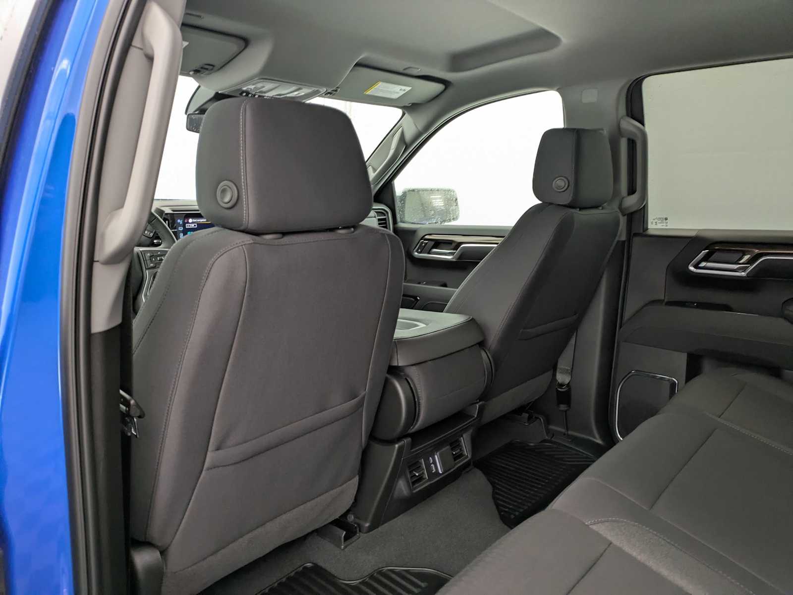 Thumbnail: 2025 Chevrolet Silverado 1500 - 22