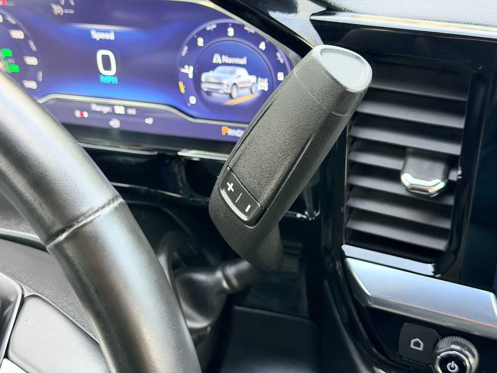 Thumbnail: 2024 Chevrolet Silverado 1500 - 31