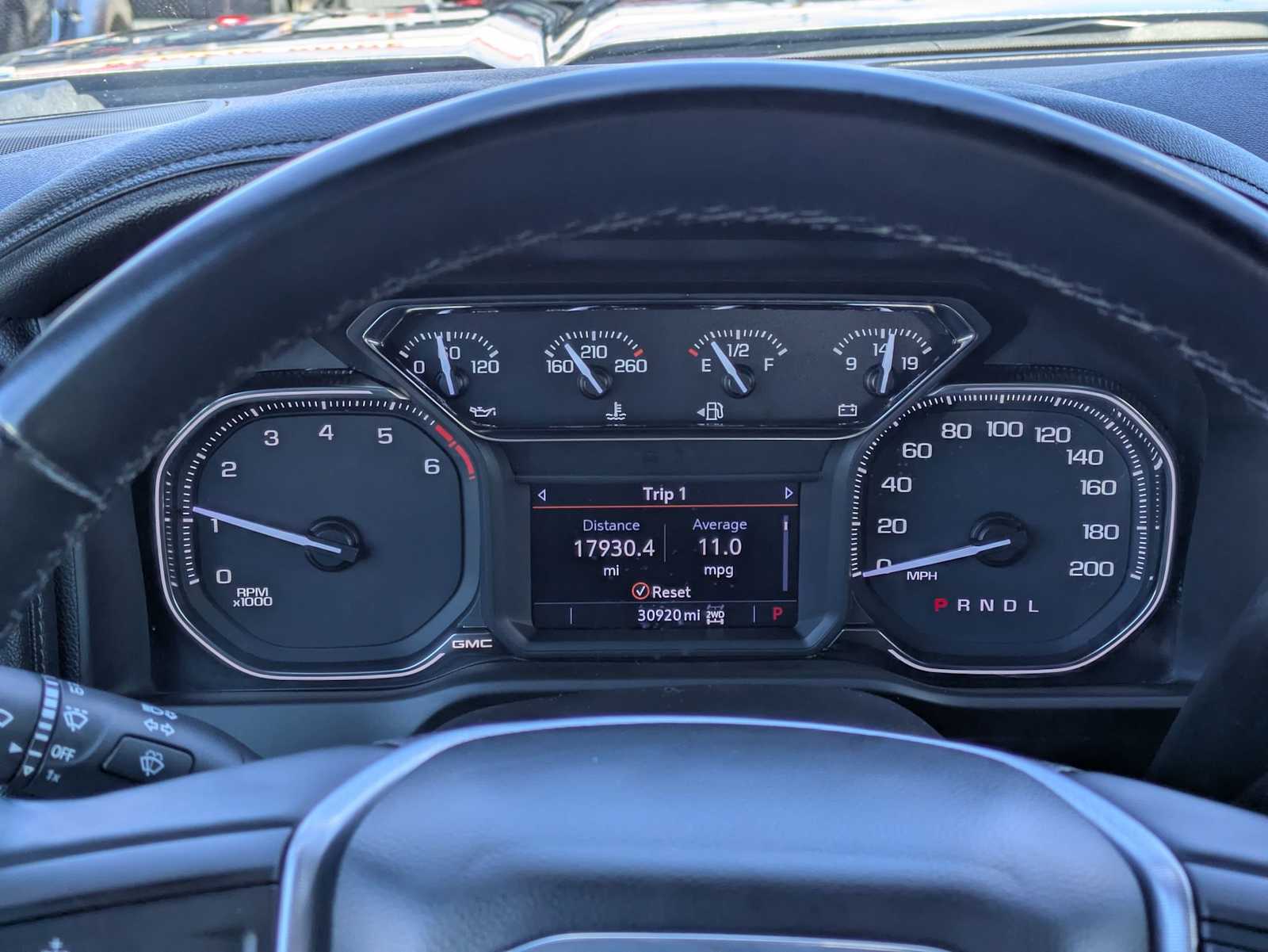 Thumbnail: 2023 GMC Sierra 3500 - 32