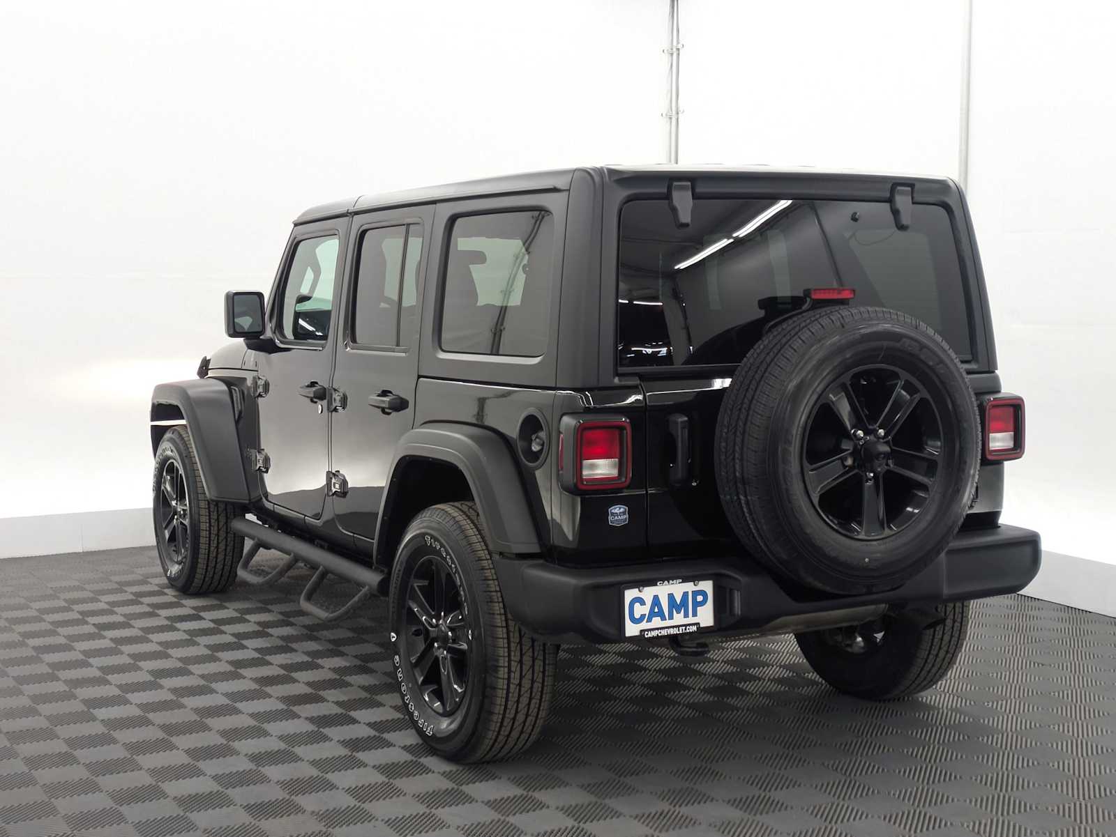 Thumbnail: 2022 Jeep Wrangler - 4