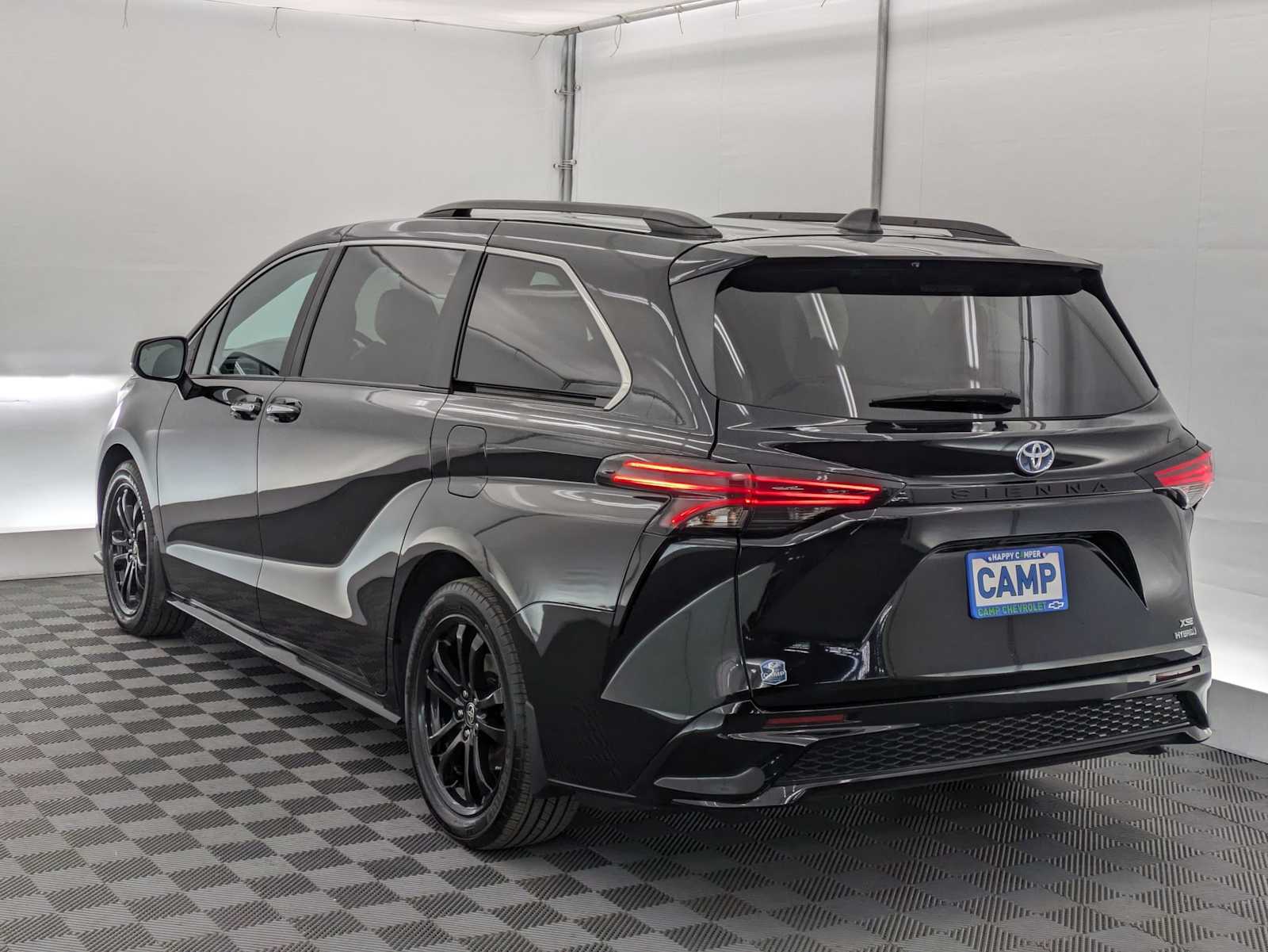 Thumbnail: 2024 Toyota Sienna - 4