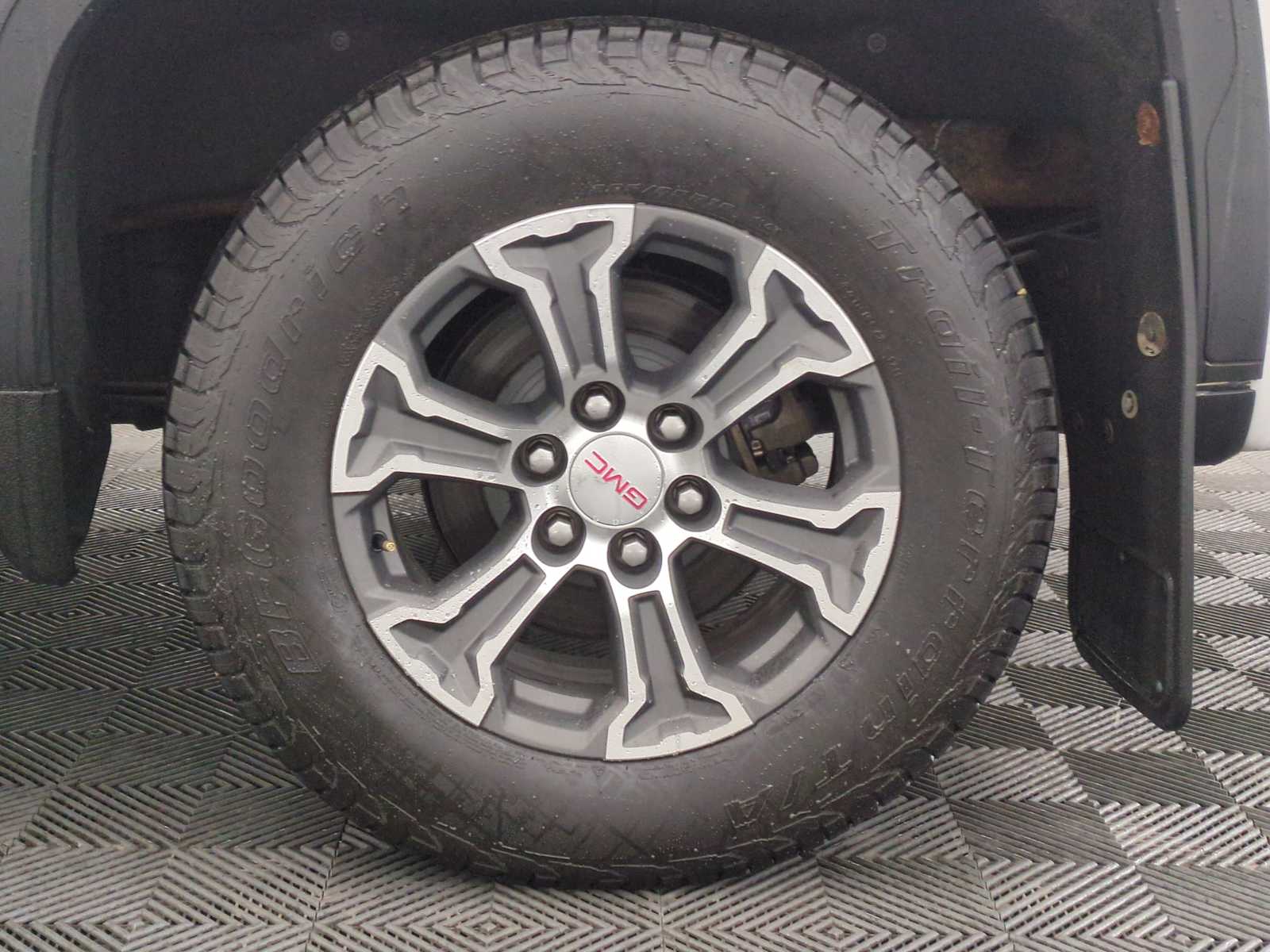 Thumbnail: 2023 GMC Sierra 1500 - 12