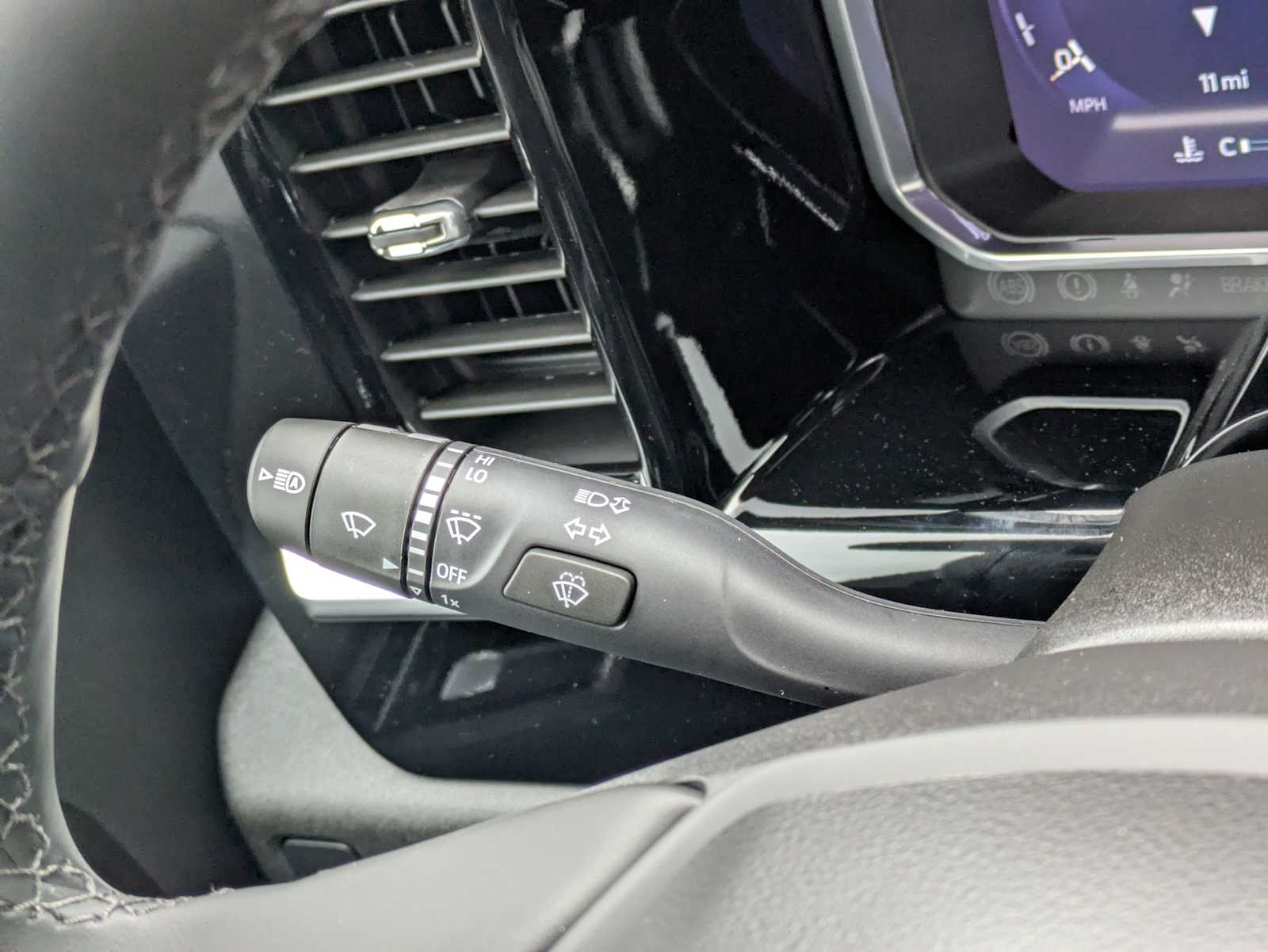 Thumbnail: 2026 Chevrolet Silverado 2500 - 30