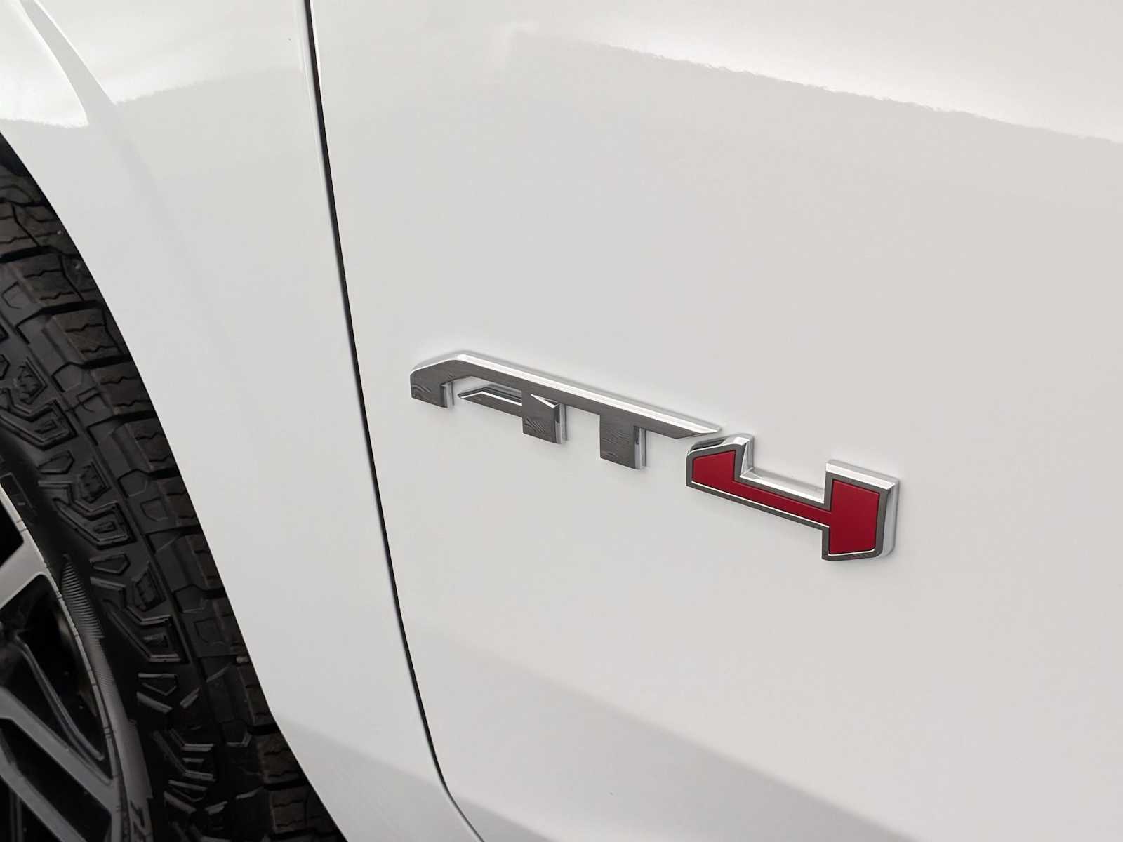 Thumbnail: 2023 GMC Yukon - 11