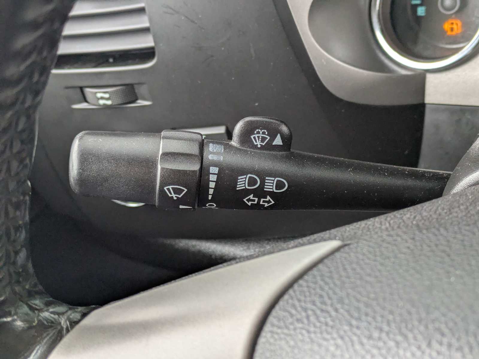 Thumbnail: 2009 Chevrolet Silverado 1500 - 26