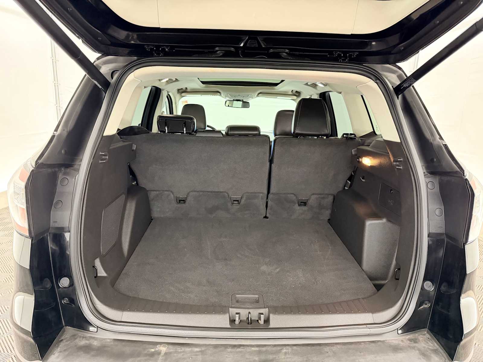 Thumbnail: 2018 Ford Escape - 35