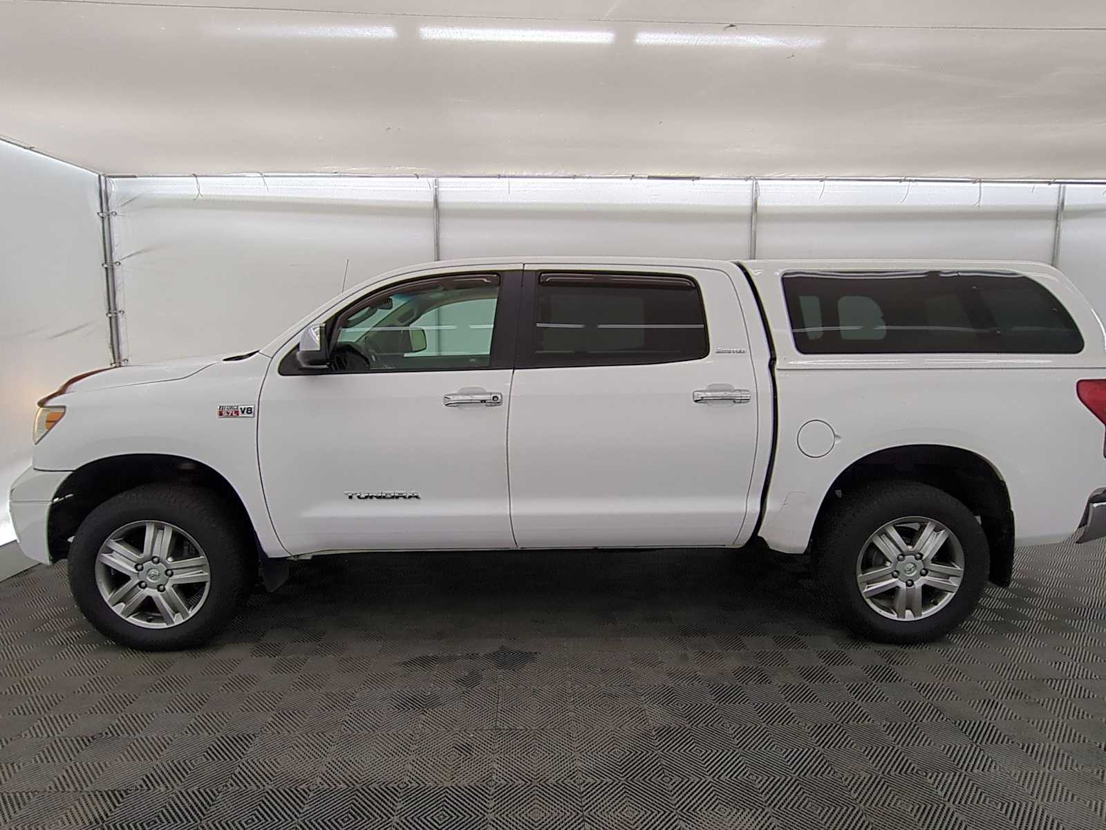 Thumbnail: 2008 Toyota Tundra - 3