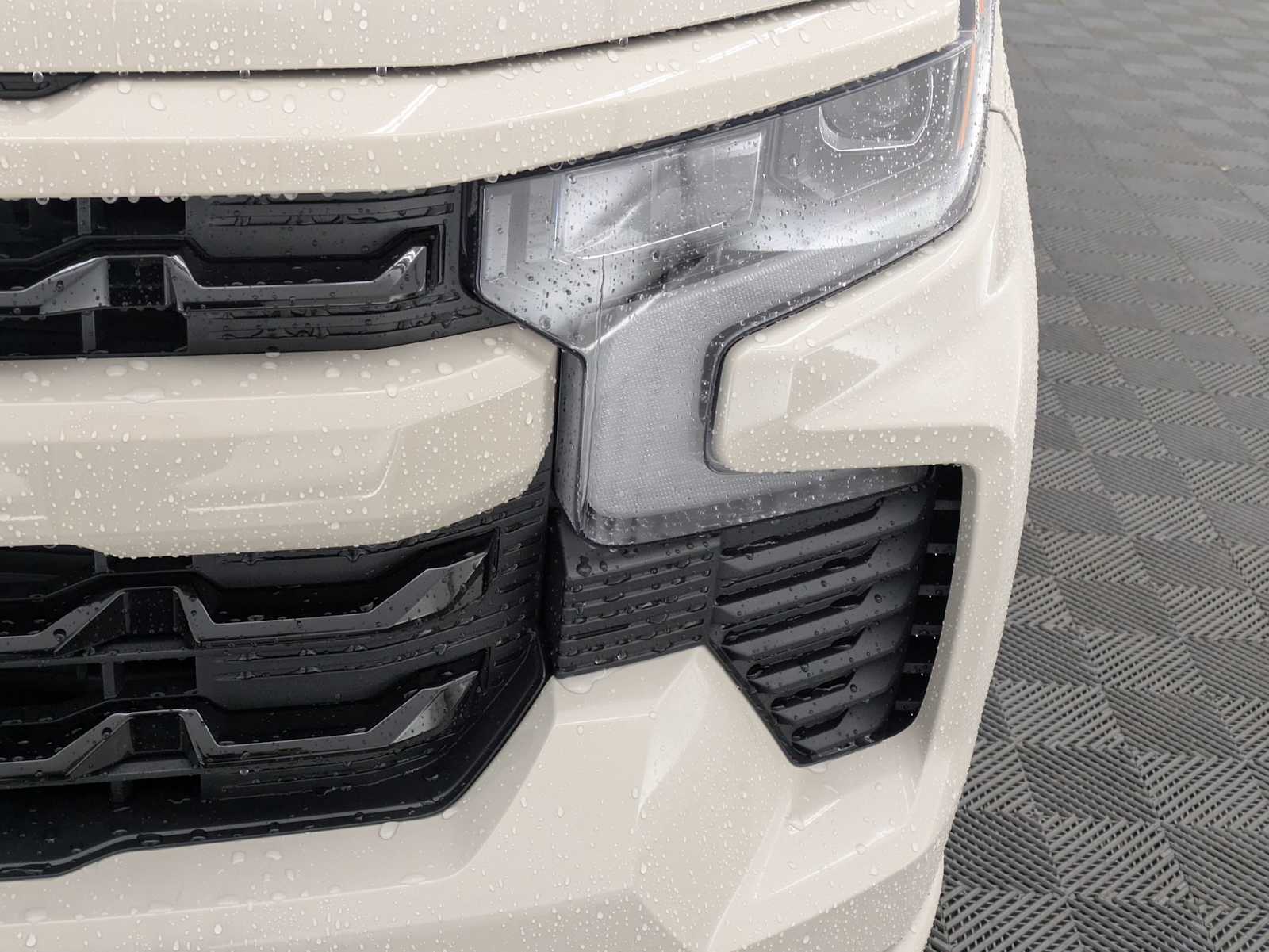 Thumbnail: 2026 Chevrolet Silverado 1500 - 10