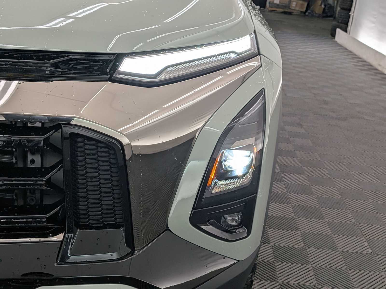 Thumbnail: 2026 Chevrolet Equinox - 10