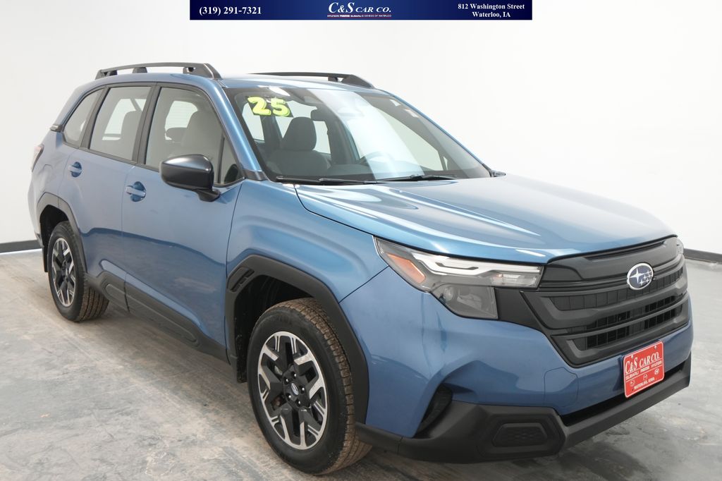 2025 Subaru Forester Base
