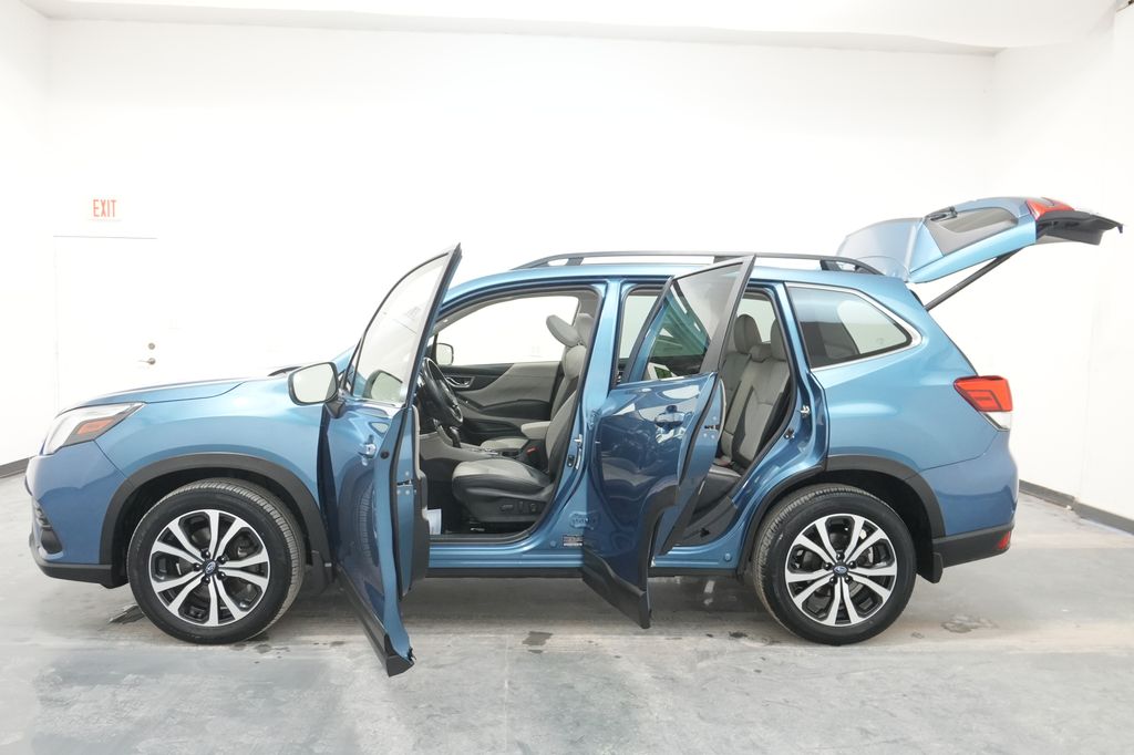 2023 Subaru Forester Limited - Photo 27