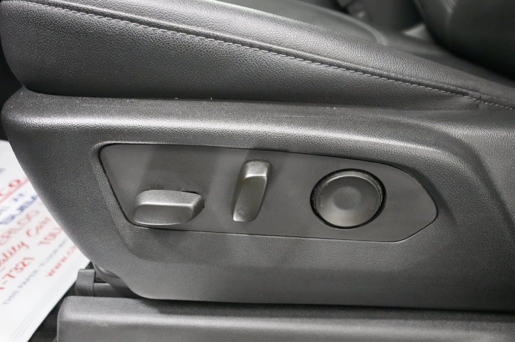2022 Chevrolet Silverado 1500 LTZ - Photo 17