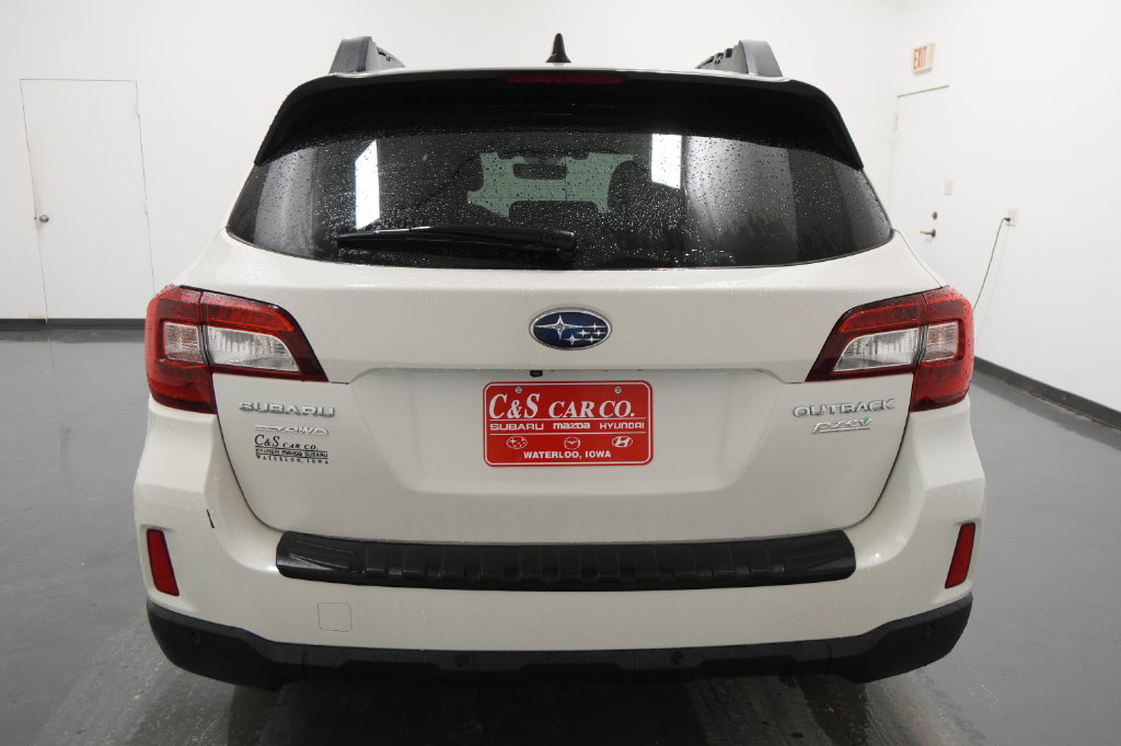 2017 Subaru Outback Limited - Photo 8