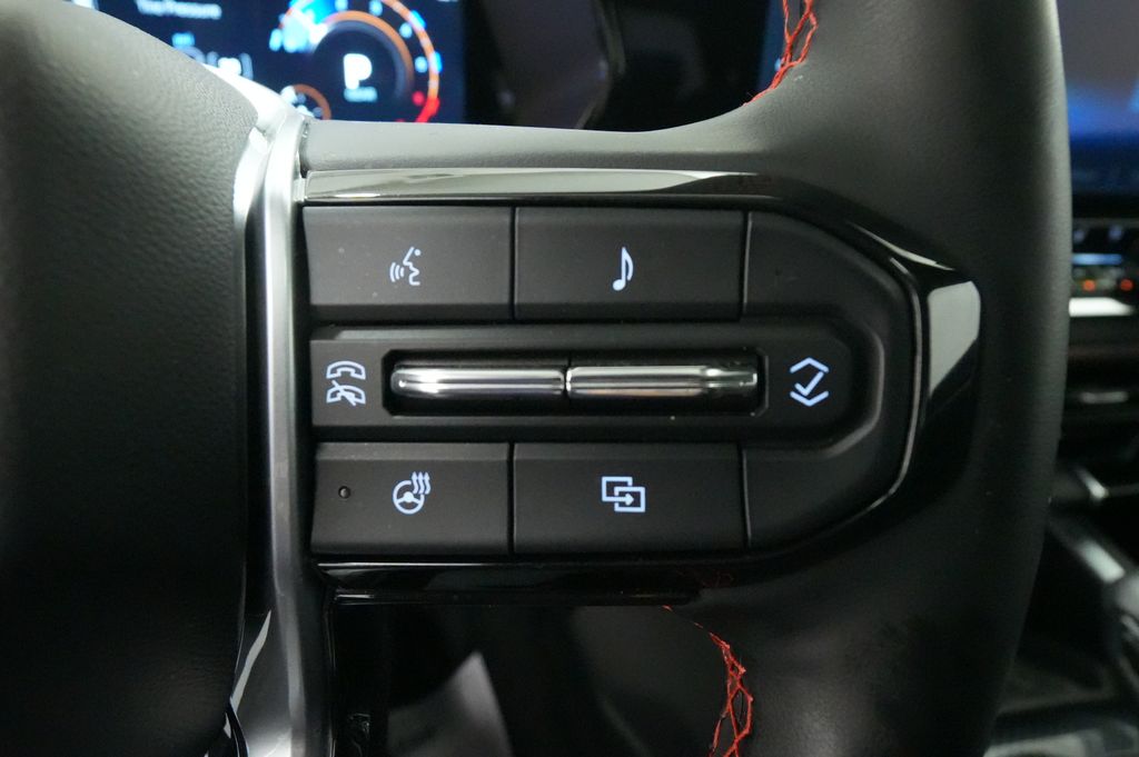 2025 Chevrolet Colorado Z71 - Photo 36