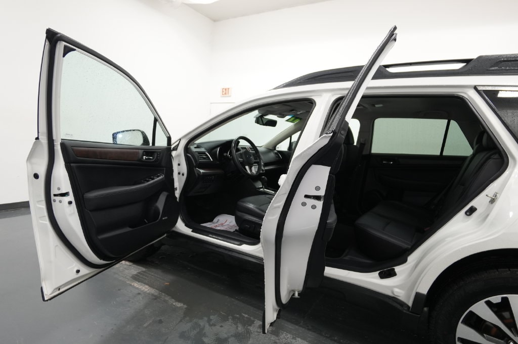 2017 Subaru Outback Limited - Photo 26