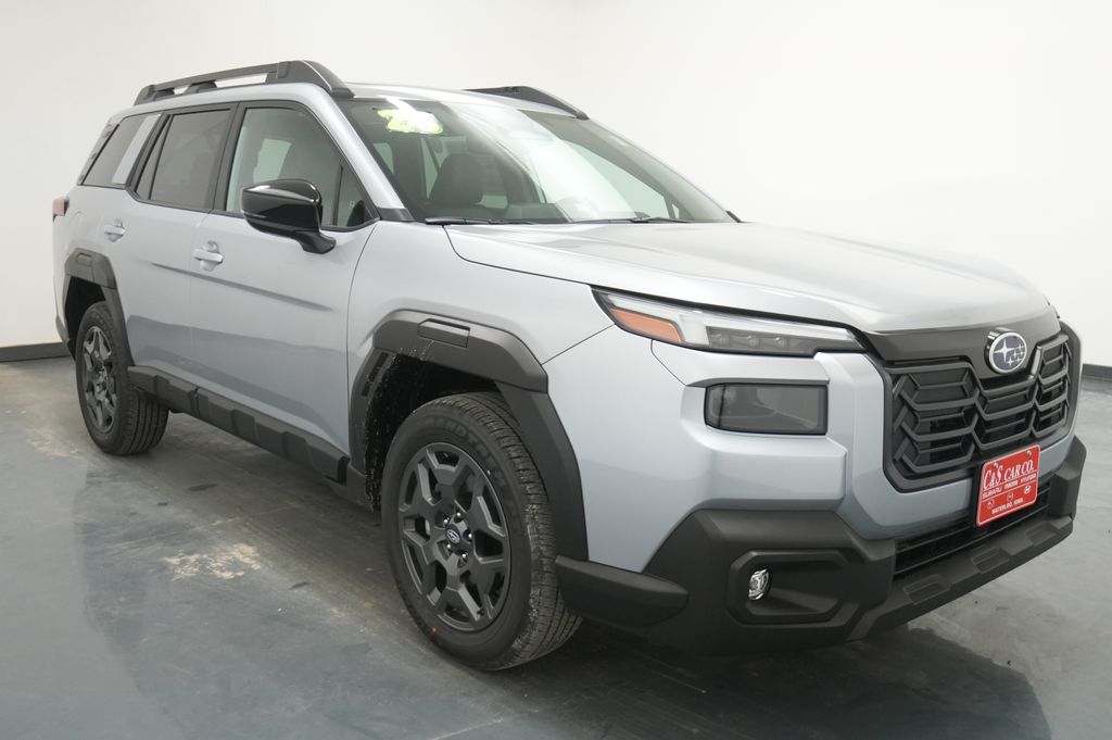 2026 Subaru Outback Premium's photo