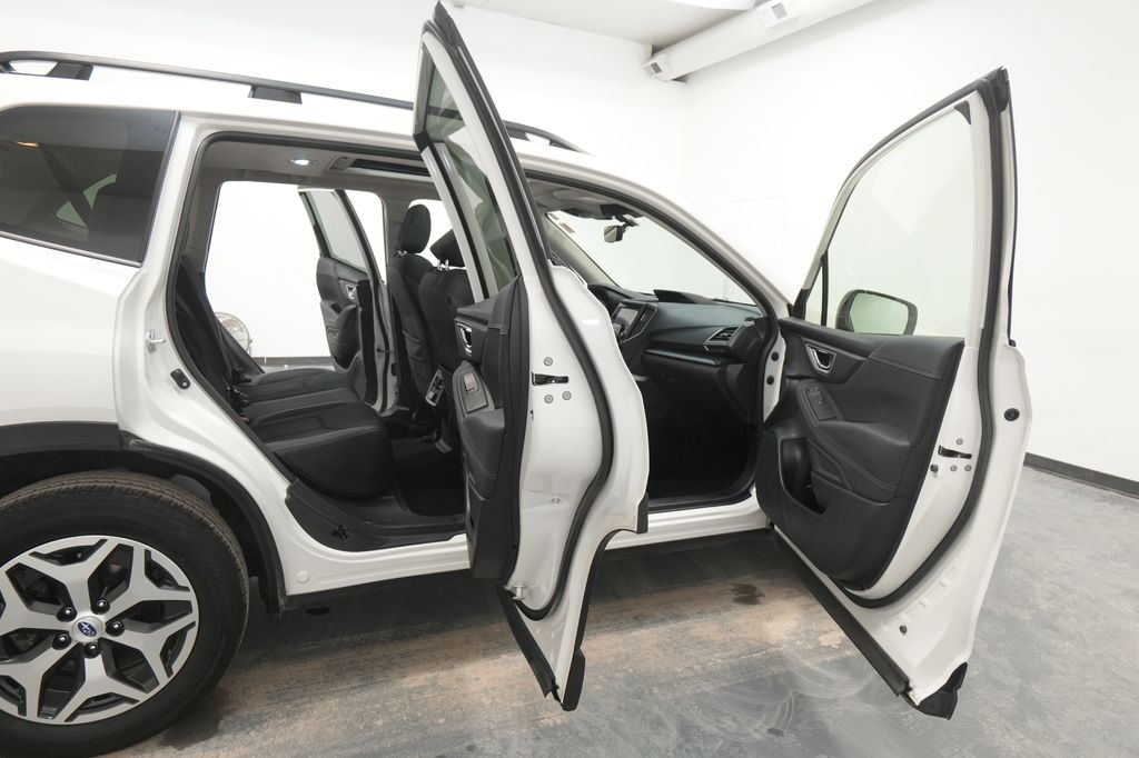 2024 Subaru Forester Premium - Photo 30