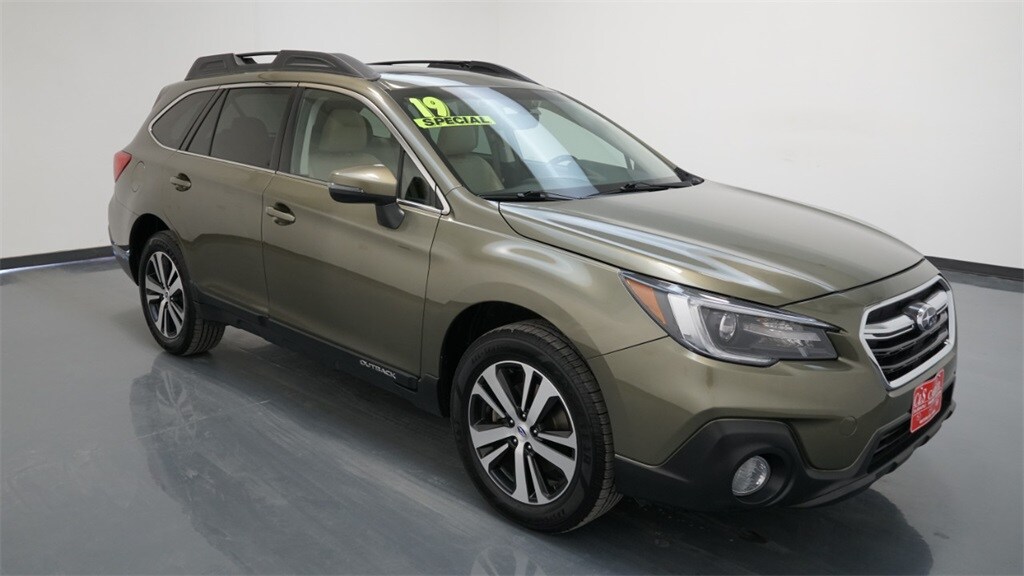 Used 2019 Subaru Outback Limited with VIN 4S4BSANC1K3299216 for sale in Waterloo, IA