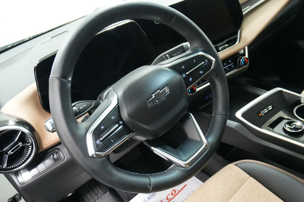2025 Chevrolet Equinox ACTIV - Photo 14