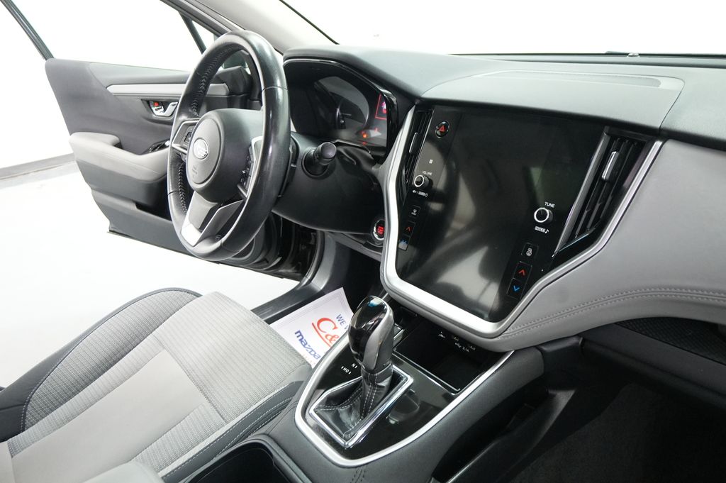2021 Subaru Outback Premium - Photo 26