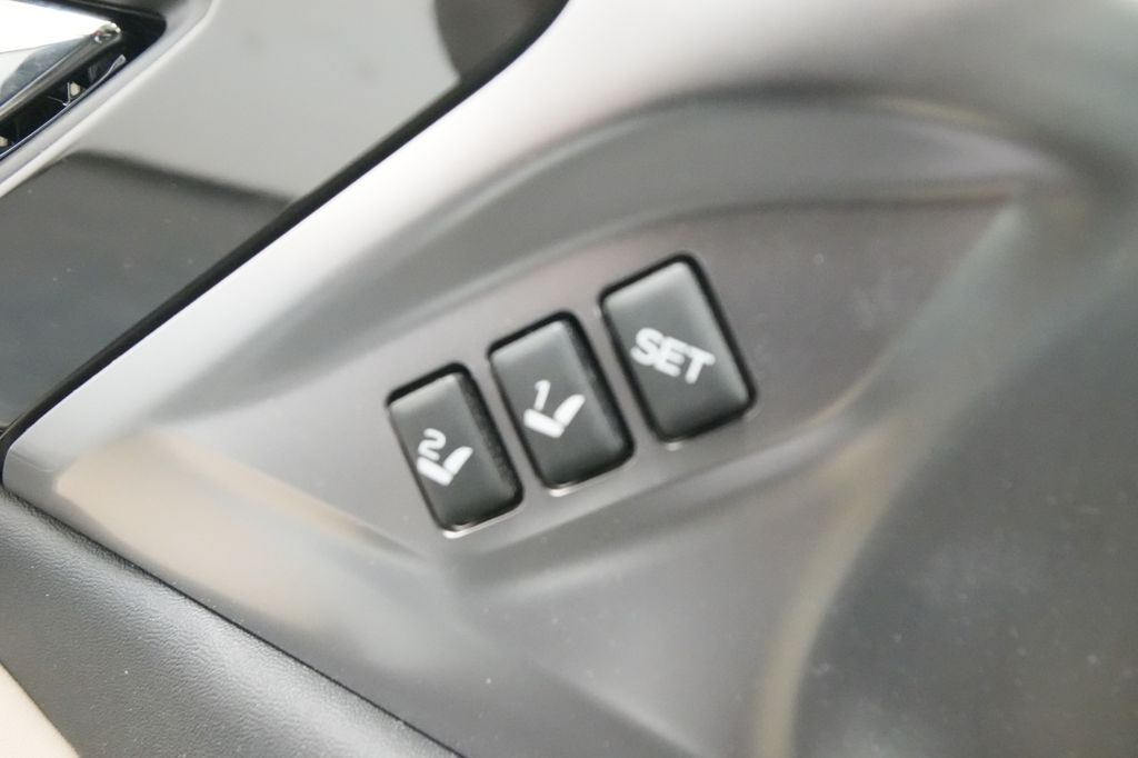 2024 Subaru Outback Limited - Photo 17