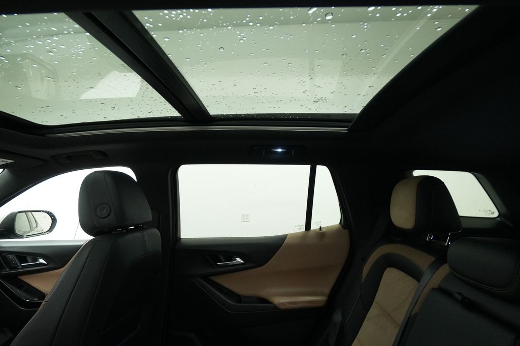 2025 Chevrolet Equinox ACTIV - Photo 25