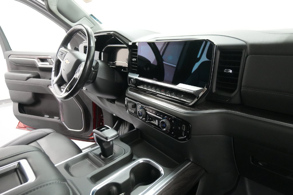 2022 Chevrolet Silverado 1500 LTZ - Photo 32