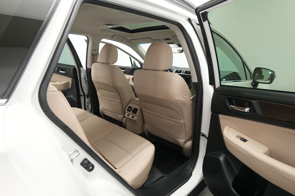2017 Subaru Outback Limited - Photo 32