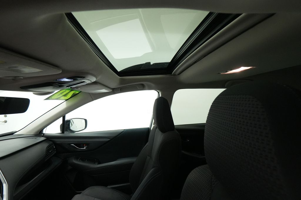 2020 Subaru Outback Premium - Photo 17