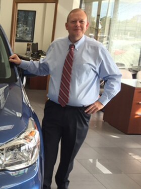 Staff member Scott Thurn from ID_3a752603f3cd