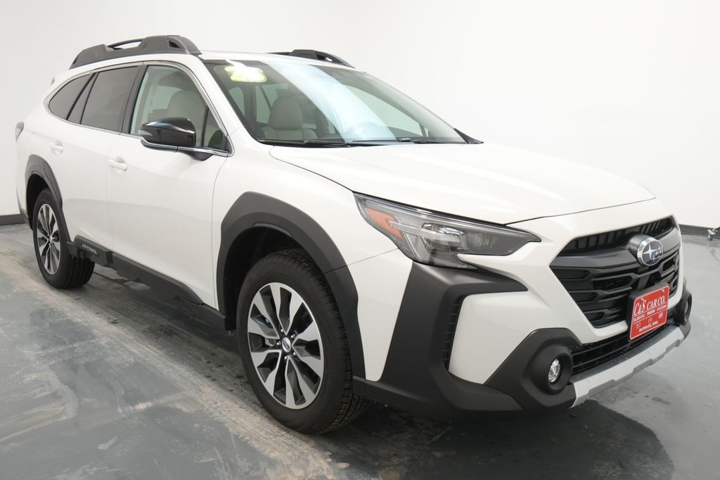 2025 Subaru Outback Limited's photo