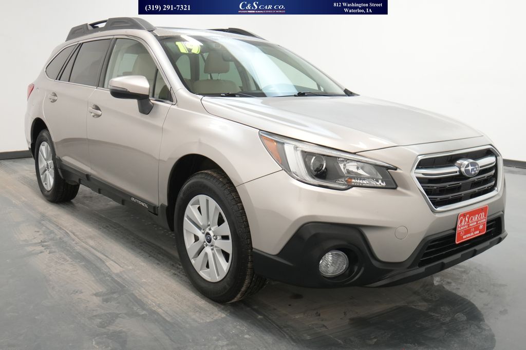 2019 Subaru Outback Premium's photo