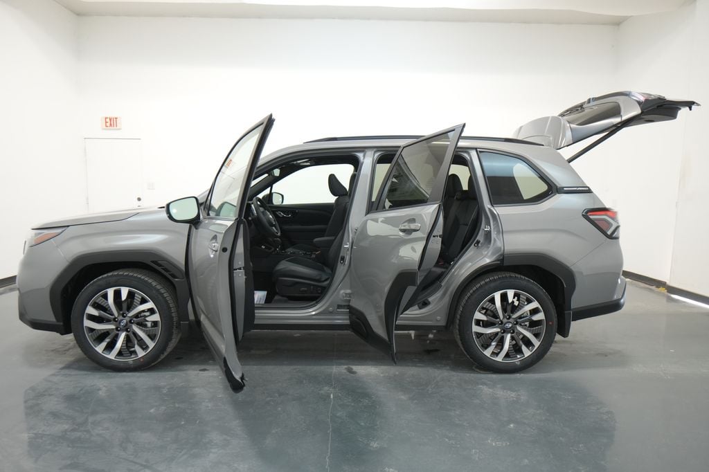 2026 Subaru Forester Touring - Photo 29