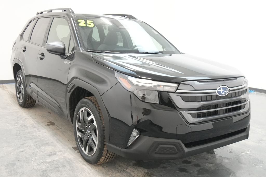 2025 Subaru Forester Premium's photo